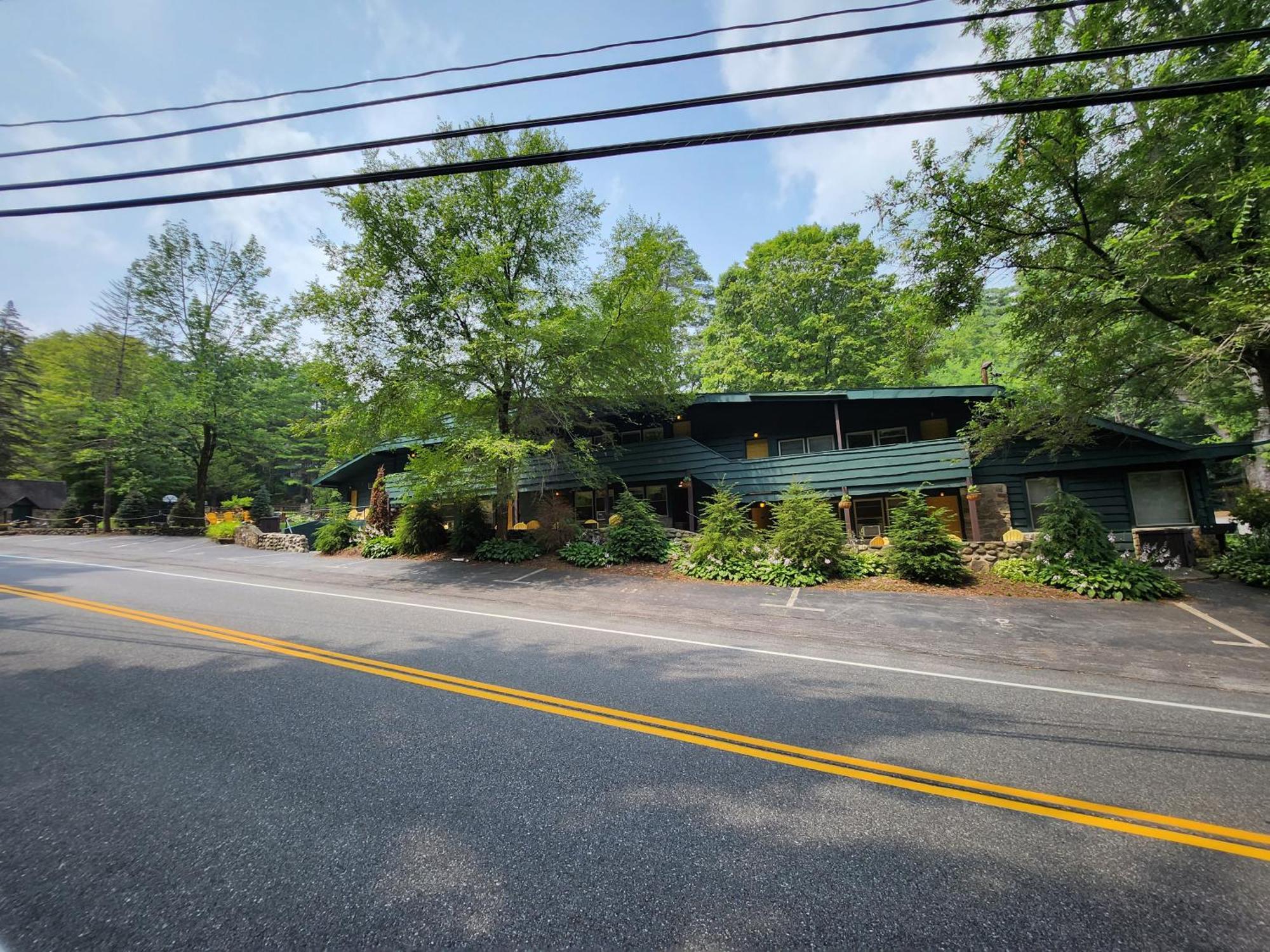 Adirondack Diamond Point Lodge Lake George Bagian luar foto